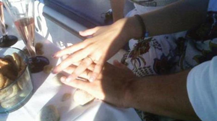 Yahşi Cazibe Evlendi