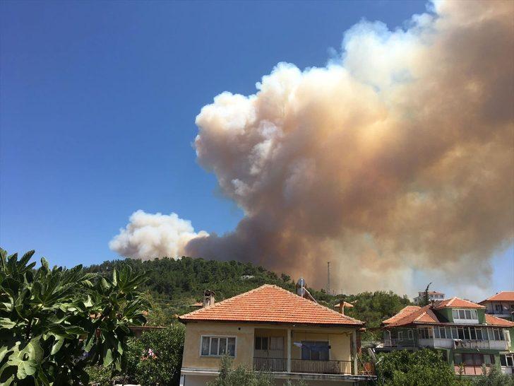 GÜNCELELEME 2 - Burdur'un Bucak ilçesinde orman yangını çıktı G2