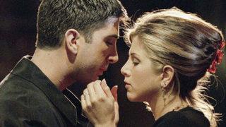 Bomba iddia! Jennifer Aniston ve David Schwimmer'ın dizi aşkı gerçek oldu