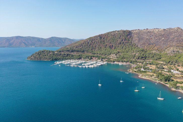 Marmaris'in önemli turizm bölgelerinden Kızkumu Plajı çevresinde yanan ormanlık alanlar havadan görüntülendi G5