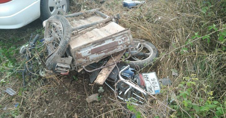 Samsun'da otomobil ile motosiklet çarpıştı: 1 ölü, 5 yaralı G2