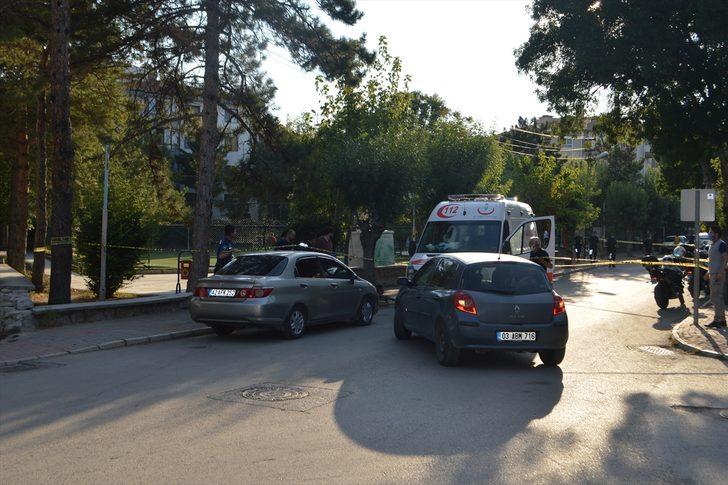 Afyonkarahisar'da karısı, kayınvalidesi ve kayınpederini silahla öldüren polis memuru yaşamına son verdi G2