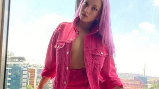 Ece Seçkin'den bikinili pozlar! Hayranları beğeni yağdırdı 