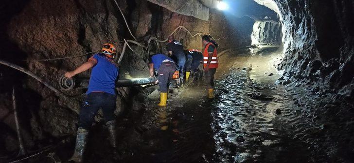Erzurum'da 7 gün önce sele kapılan işçiyi arama çalışmaları sürüyor G1