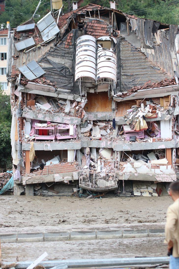 Bozkurt ilçesinde vatandaşların tahliyesi için tüm imkanlar seferber edildi G4