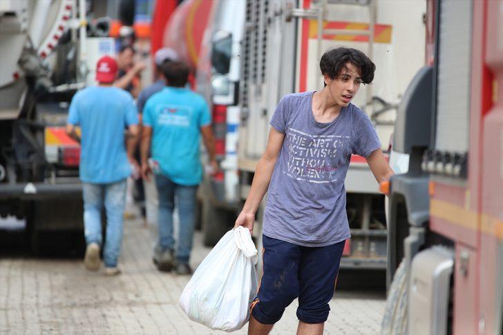 Bozkurt ilçesinde vatandaşların tahliyesi için tüm imkanlar seferber edildi G5