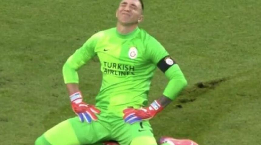 St. Johnstone maçında Galatasaray kalesini İsmail Çipe koruyacak