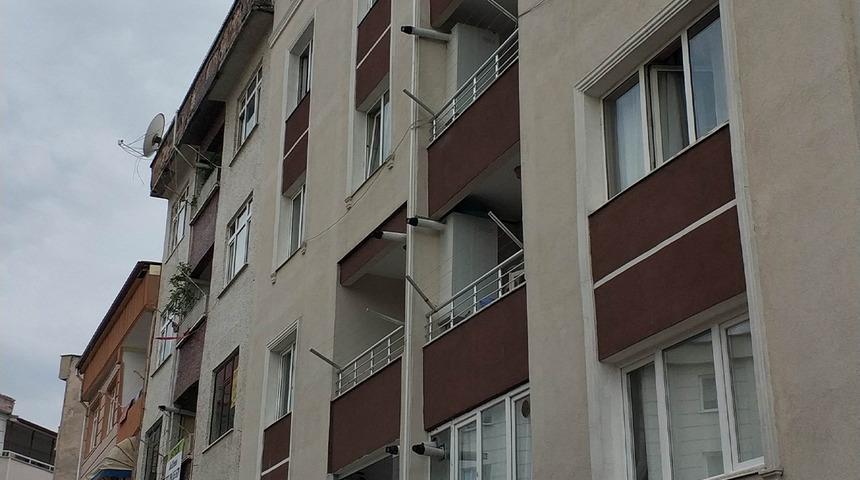 Kabusu yaşadı! Bindiği asans&ouml;r sonu oluyordu