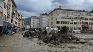 Meteoroloji'den Karadeniz için kuvvetli yağış ve sel uyarısı (13 Ağustos hava durumu)