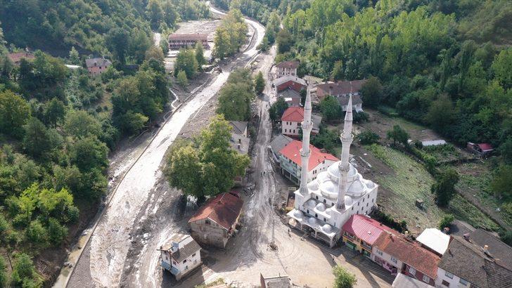 Bartın'da sel mağduru yaşlı çift yaşadıkları anları anlattı G1