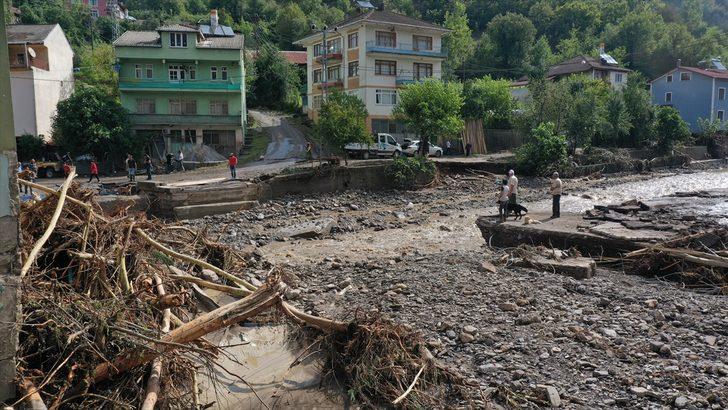 Bartın'da sel mağduru yaşlı çift yaşadıkları anları anlattı G4