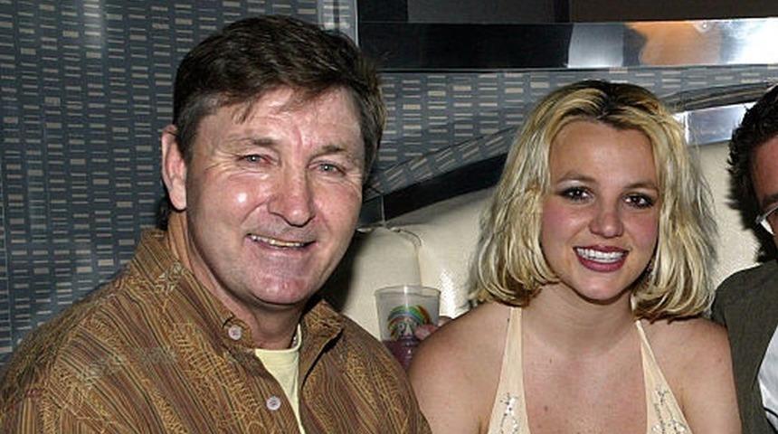 Britney Spears'ın babası, kızının vasiliğinden &ccedil;ekilmeyi kabul etti