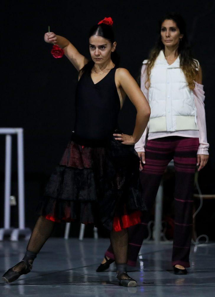 Antik dünyanın gözdesi "Efes Tiyatrosu" 3 yıl aradan sonra sanat için kapılarını aralıyor G1