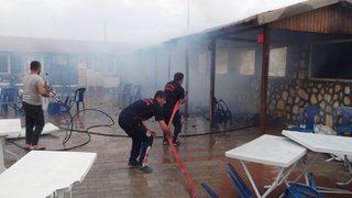 Latif Doğan’ın düğün salonu yandı