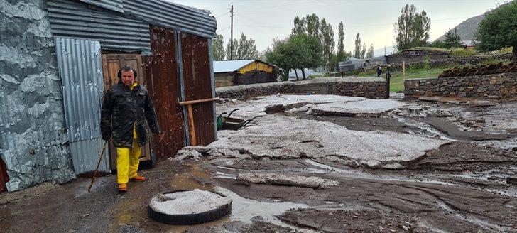 Ardahan'da sağanak nedeniyle dereler taştı, bazı köylerde su baskınları yaşandı G2