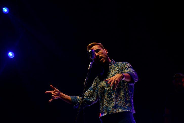 Uluslararası Bursa Festivali'nde Cem Adrian ve Melis Sökmen sevenleriyle buluştu G4