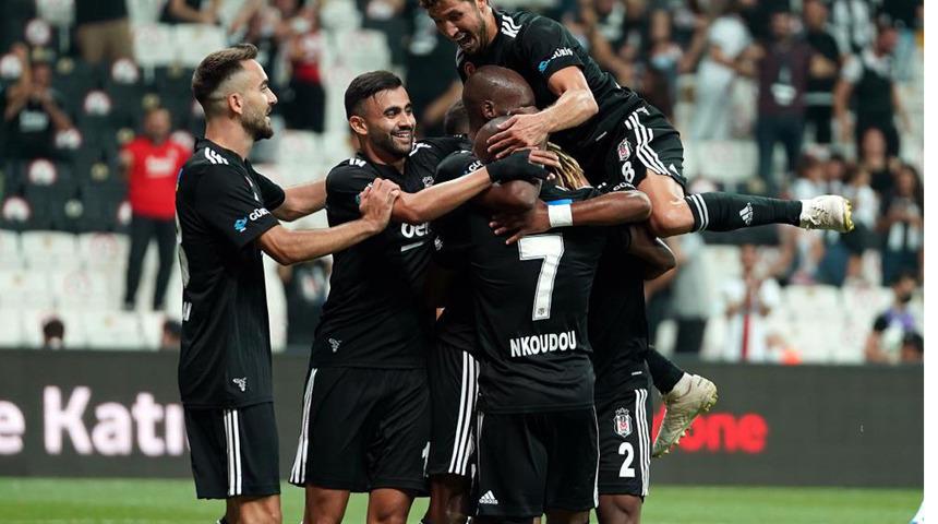 Nkoudou, Batshuayi ile görüşmesini paylaştı