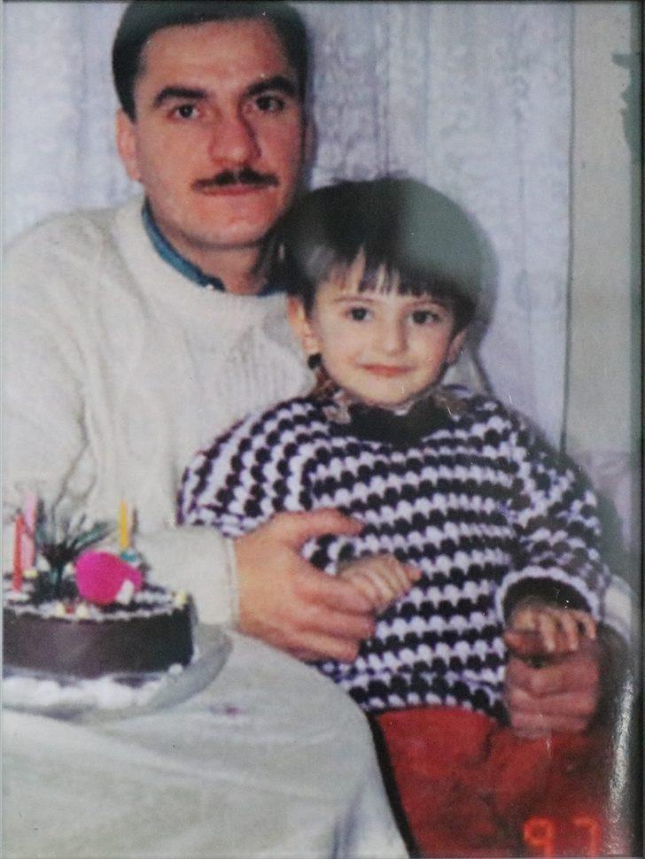 ÖNLEMİ HAYAT KURTARAN AFET: DEPREM - Sünnetinden iki gün sonra depremde kaybettikleri çocuklarının acısını yaşıyorlar G4