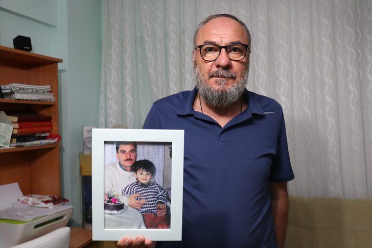 ÖNLEMİ HAYAT KURTARAN AFET: DEPREM - Sünnetinden iki gün sonra depremde kaybettikleri çocuklarının acısını yaşıyorlar G5