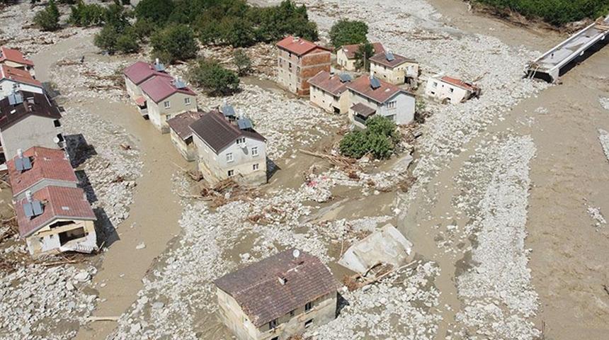 Sel felaketinin yaşandığı bölgelerde yıllık yağışın 3'te 2'si 48 saatte gerçekleşti