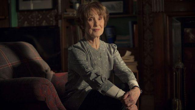 Una-stubbs-as-mrs.-hudson