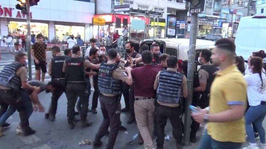 Sevgilisiyle kaçtı, ailesiyle karşılaşınca ortalık karıştı