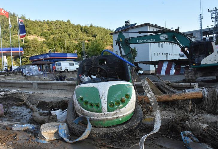 AFAD duyurdu: Selde can kaybı 72'e yükseldi G1