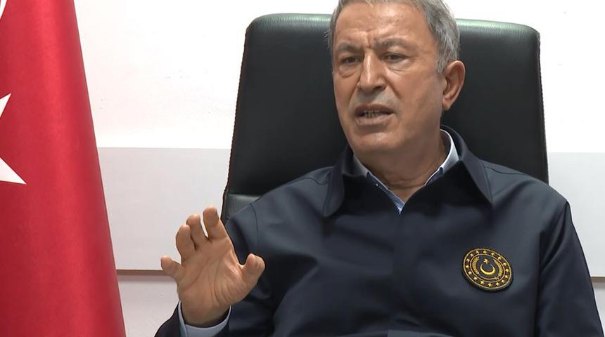 Son Dakika! Bakan Akar'dan yasa dışı yollarla yurda girmeye &ccedil;alışan Afganlarla ilgili a&ccedil;ıklama