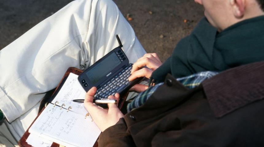 İlk akıllı telefon: Nokia 9000 Communicator piyasayı alt &uuml;st edeli 25 yıl oldu