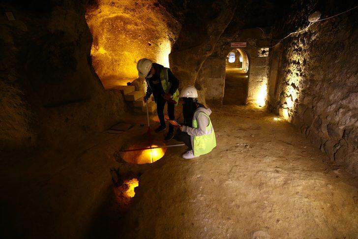 Tarihi yamaç yerleşimi Kayaşehir'de ortaya çıkarılan at ahırı müzeye dönüştürülüyor G3