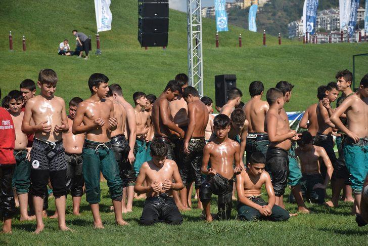 13. Sekapark Altın Kemer Yağlı Güreşleri başladı G2