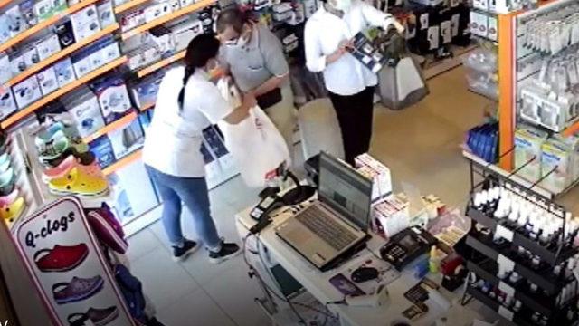 Rahatlığı hayret ettirdi! Çalışanları böyle kandırmış