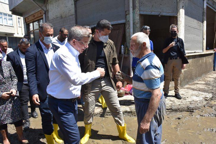 Gelecek Partisi Genel Başkanı Davutoğlu, Bartın'da sel bölgesinde incelemelerde bulundu: G2