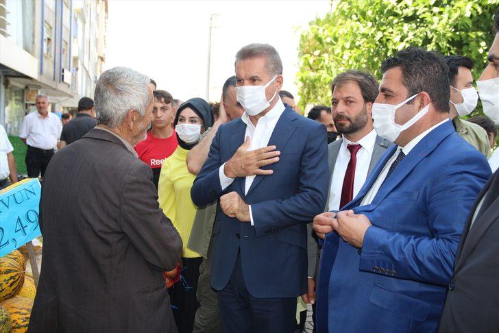 Ağrı'nın Taşlıçay ilçesine bağlı Gözucu köyünde yaşanan selde ev ve ahırlar zarar gördü G4