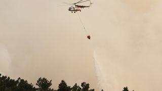 Çine’deki orman yangınına 12 helikopterle müdahale edildi