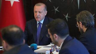 Yüz yüze eğitim ve yeni kısıtlamalar olacak mı? Cumhurbaşkanlığı kabinesi ertelendi