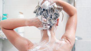 Utanılacak bir şey yok... Kadınların duşta tuvalet ihtiyacını gidermemesini tavsiye eden doktor sosyal medyada gündem oldu