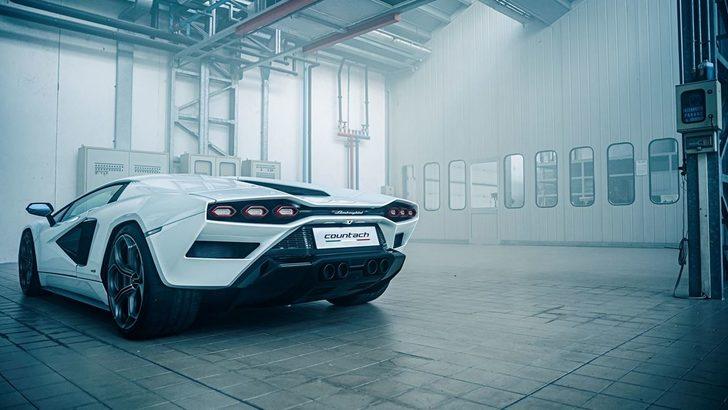 Efsane resmen geri döndü: Lamborghini Countach tanıtıldı! G3