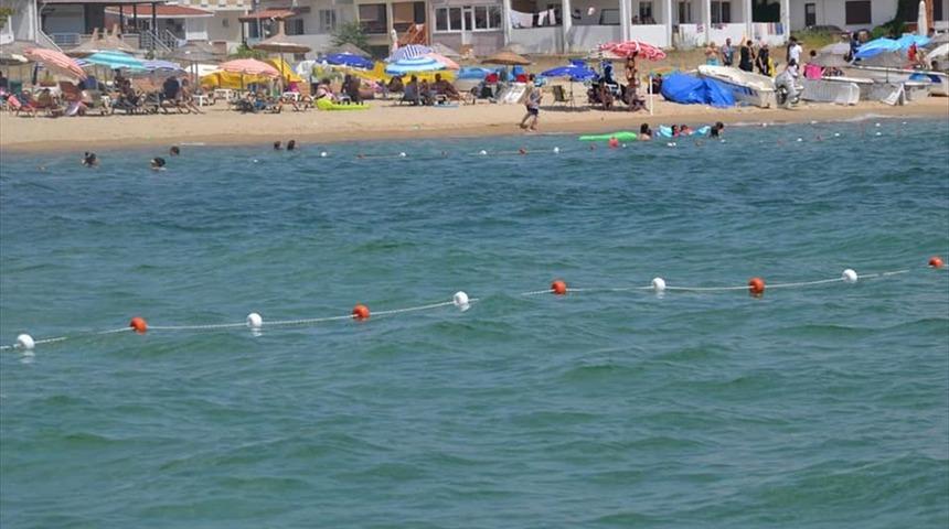 Saros sahillerinde emniyet şamandıralarıyla "güvenli yüzme alanları" oluşturuluyor