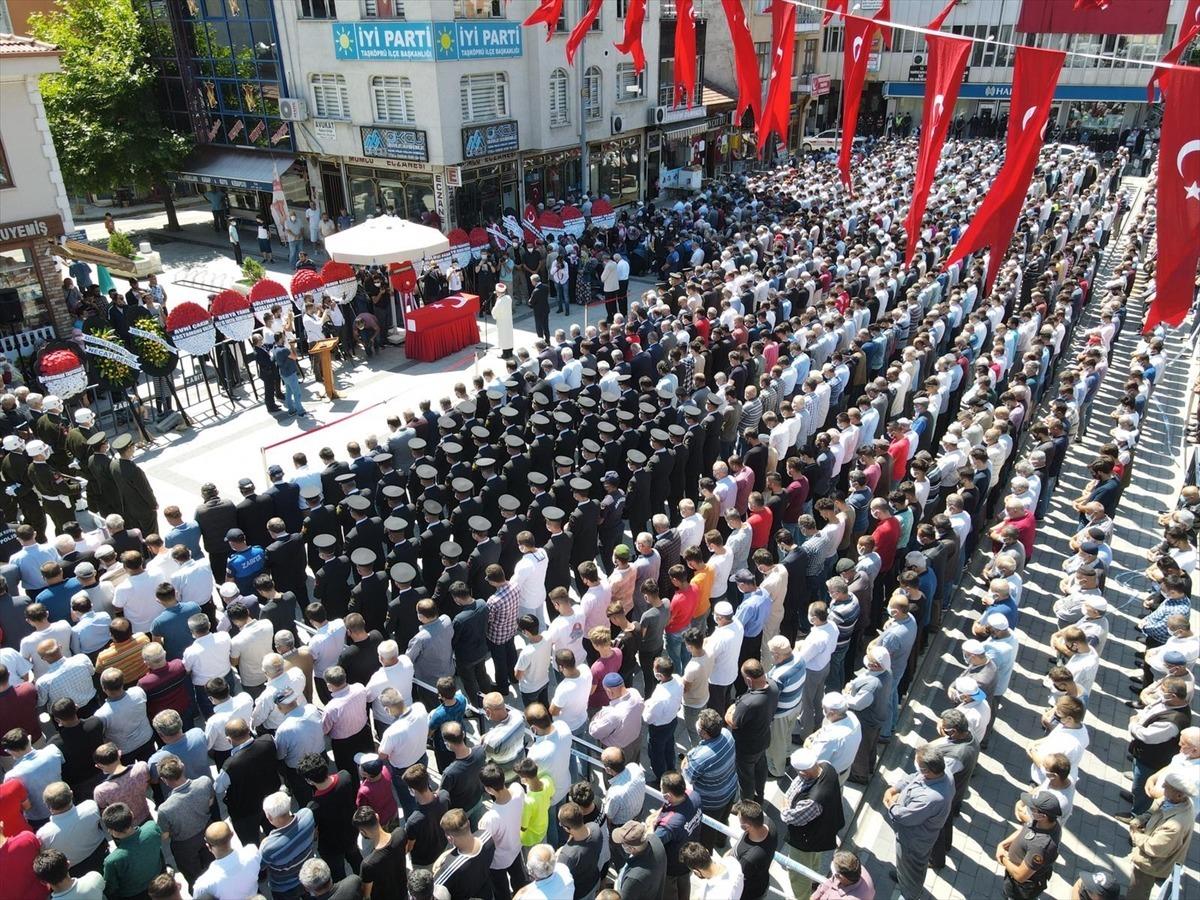 Şehit Muhammed &Ouml;zt&uuml;rk, memleketi Kastamonu'da son yolculuğuna uğurlandı