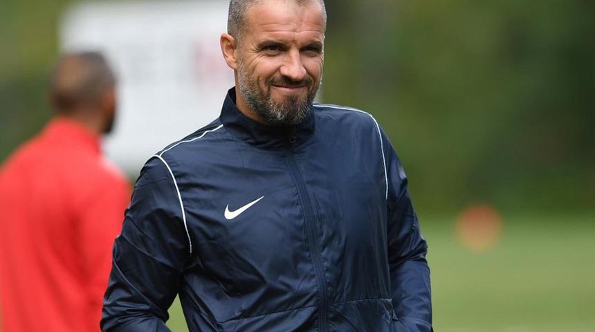 Bursaspor'da Mustafa Er ile yollar ayrıldı