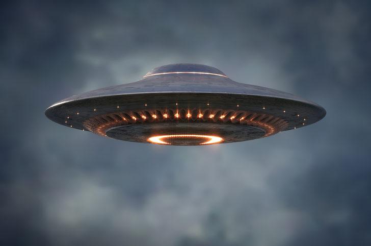 İki pilot UFO gördüğünü rapor etti! Hükümet açık kapı bıraktı G1