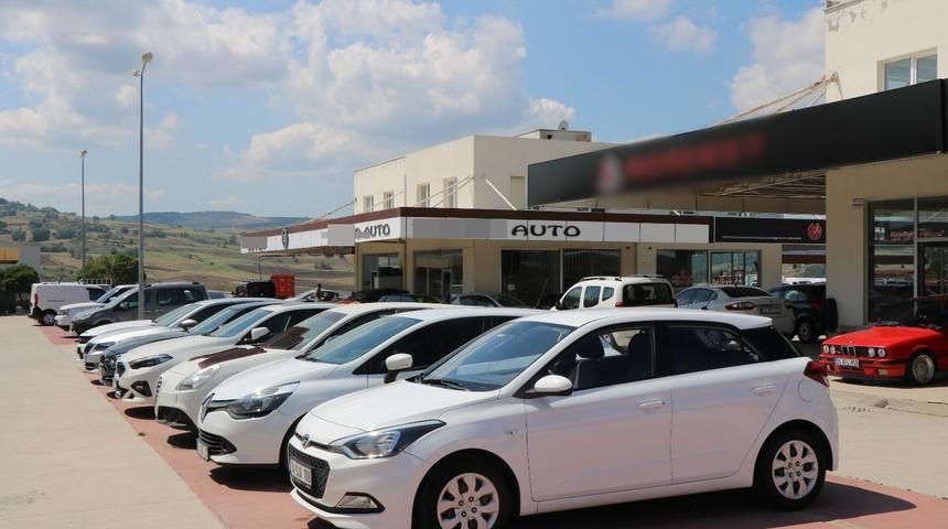 Uzman isim isyan etti: Piyasada sıfır araba yok, ikinci el otomobil fiyatları ne ileri ne geri gidiyor