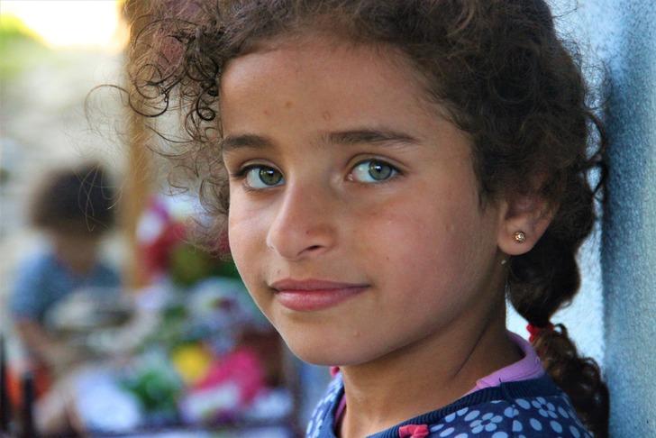 Fotoğraflar yürek burktu! Hiçbir şeyden habersiz oyun oynamaya devam ettiler G5