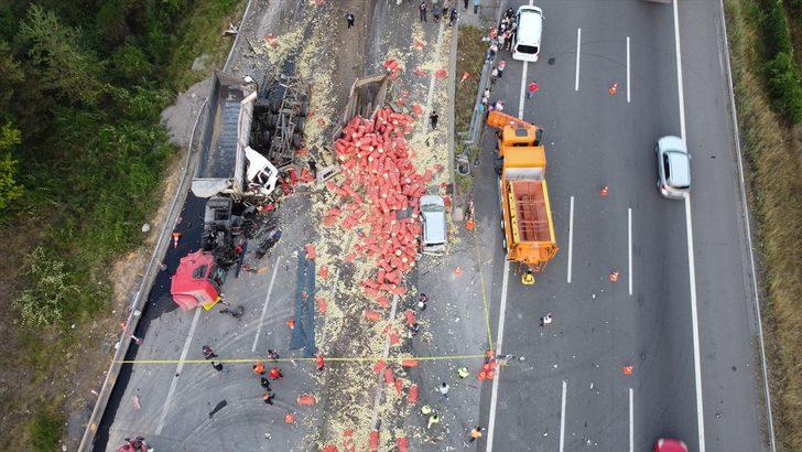 Anadolu Otoyolu'nda zincirleme trafik kazası: 6 yaralı G2