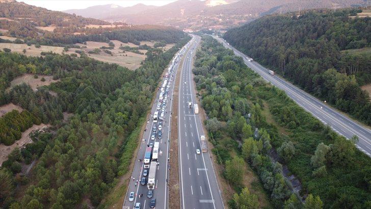 Anadolu Otoyolu'nda zincirleme trafik kazası: 6 yaralı G5