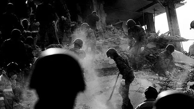 Marmara Depremi bugün 22. yıl dönümünde! 17 Ağustos 1999 Marmara Depremi'nde neler yaşandı?