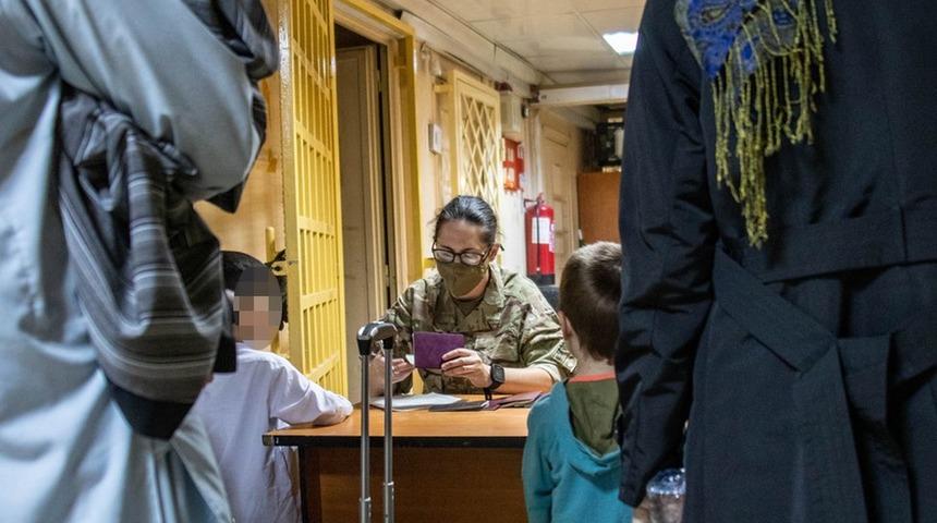 İngiltere, Afgan m&uuml;lteciler i&ccedil;in iskan planı hazırlığında