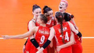 A Milli Kadın voleybolcular Romanya'ya gitti