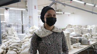 Meyve çekirdeklerinden terapi yastığı üretti! Almanya'dan sipariş yağıyor